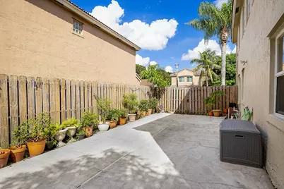 6666 Saltaire Terrace, Margate, FL 33063 - Photo 31