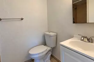 4709 NW 7th St, Miami, FL 33126 - Photo 17