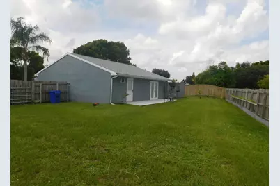 1367 Elmbank Way, Royal Palm Beach, FL 33411 - Photo 23