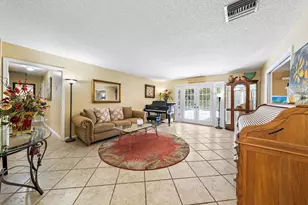 15606 87th Trail N, Palm Beach Gardens, FL 33418 - Photo 11