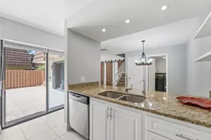 236 Charter Way, West Palm Beach, FL 33407 - Photo 9