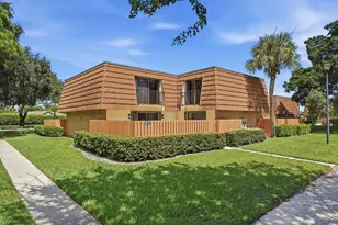 236 Charter Way, West Palm Beach, FL 33407 - Photo 1