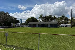 4041 SW 52nd St, Dania Beach, FL 33314 - Photo 5