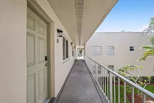 379 Capri H, Delray Beach, FL 33484 - Photo 21