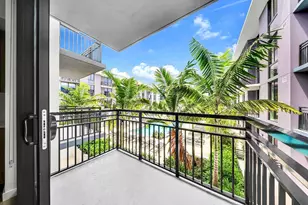4301 NW 7th St, Miami, FL 33126 - Photo 11
