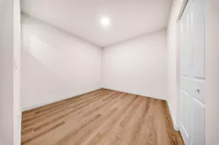 4301 NW 7th St, Miami, FL 33126 - Photo 19