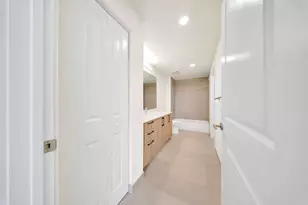 4301 NW 7th St, Miami, FL 33126 - Photo 23