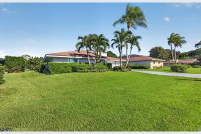 13504 Crosspointe Drive, Palm Beach Gardens, FL 33418 - Photo 5