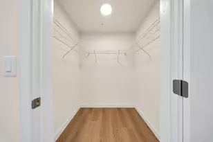 4301 NW 7th St, Miami, FL 33126 - Photo 9