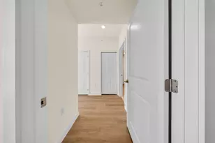 4301 NW 7th St, Miami, FL 33126 - Photo 13