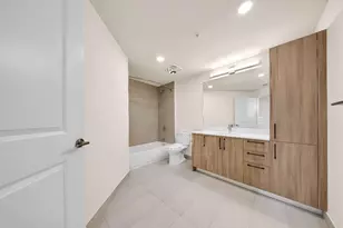 4301 NW 7th St, Miami, FL 33126 - Photo 39