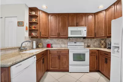 600 Crosswinds Drive #D1, Greenacres, FL 33413 - Photo 11