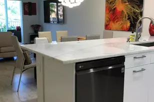 2515 NE 2nd Ct, Boynton Beach, FL 33435 - Photo 5
