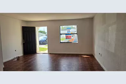 499 Las Palmas Circle, Avon Park, FL 33825 - Photo 3