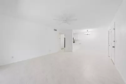 3402 Gardens E Drive, Palm Beach Gardens, FL 33410 - Photo 5