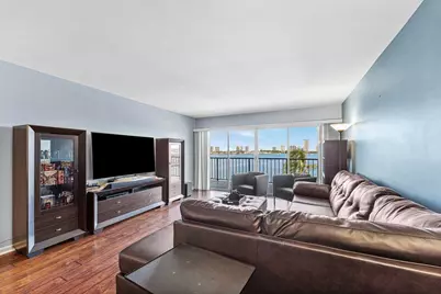 3040 Lake Shore Drive #502, Riviera Beach, FL 33404 - Photo 13