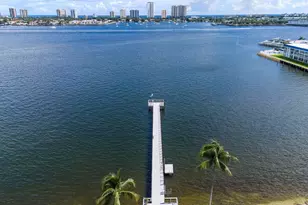 3040 Lake Shore Dr, Riviera Beach, FL 33404 - Photo 3