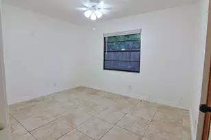 1211 SW 74th Ave, North Lauderdale, FL 33068 - Photo 9