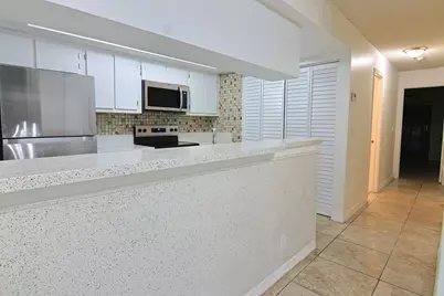 1211 SW 74th Avenue, North Lauderdale, FL 33068 - Photo 5