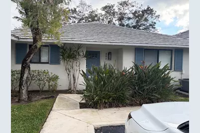 202 Club Drive, Palm Beach Gardens, FL 33418 - Photo 1
