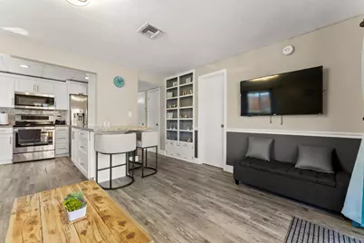 324 Roosevelt Street, Hollywood, FL 33019 - Photo 41