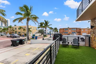 324 Roosevelt Street, Hollywood, FL 33019 - Photo 5
