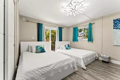 324 Roosevelt Street, Hollywood, FL 33019 - Photo 49