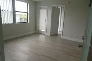 728 Executive Center Dr, West Palm Beach, FL 33401 - Photo 3