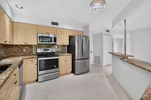 5731 Coach House Cir, Boca Raton, FL 33486 - Photo 9