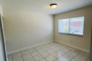 10710 NW 7th St, Miami, FL 33172 - Photo 3