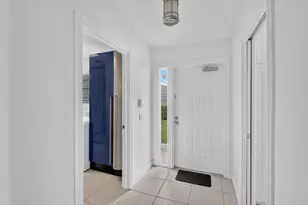 8270 Eleuthera Ln, Wellington, FL 33414 - Photo 11