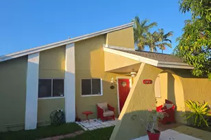 12451 SW 203rd St, Miami, FL 33177 - Photo 3