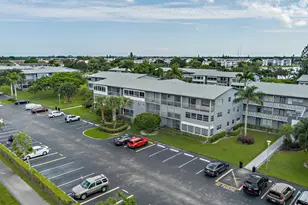 203 Suffolk E, Boca Raton, FL 33434 - Photo 17