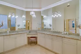 705 Cote Azur Dr, Palm Beach Gardens, FL 33410 - Photo 27