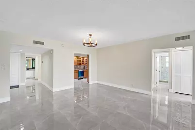 3900 Oaks Clubhouse Drive #107, Pompano Beach, FL 33069 - Photo 11