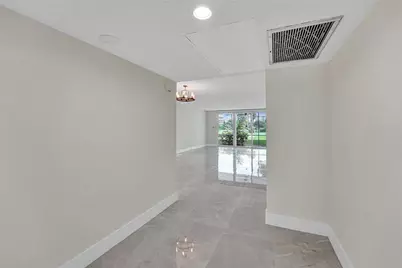 3900 Oaks Clubhouse Drive #107, Pompano Beach, FL 33069 - Photo 9