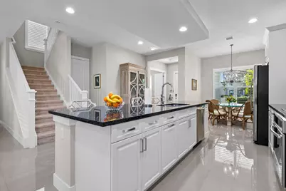 5017 Grandiflora Road, Palm Beach Gardens, FL 33418 - Photo 7