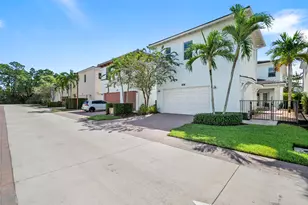 5017 Grandiflora Rd, Palm Beach Gardens, FL 33418 - Photo 43