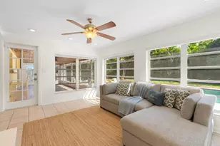 214 NE 28th Rd, Boca Raton, FL 33431 - Photo 7