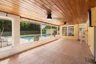 214 NE 28th Rd, Boca Raton, FL 33431 - Photo 23