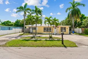 214 NE 28th Rd, Boca Raton, FL 33431 - Photo 3