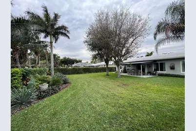 330 Cascade Lane, Palm Beach Shores, FL 33404 - Photo 3