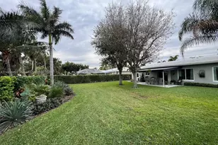 330 Cascade Ln, Palm Beach Shores, FL 33404 - Photo 3