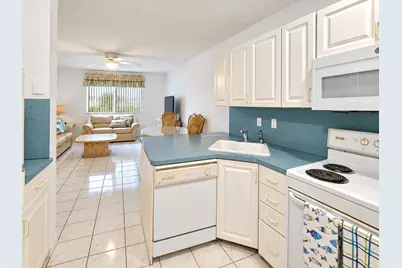 6263 NE 19th Avenue #1005, Fort Lauderdale, FL 33308 - Photo 9