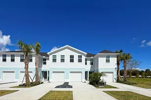 106 Savannah Lks Blvd, Fort Pierce, FL 34982 - Photo 1
