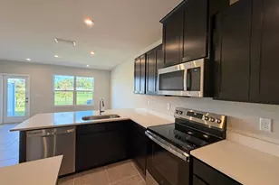 106 Savannah Lks Blvd, Fort Pierce, FL 34982 - Photo 11
