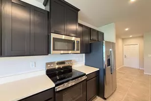 106 Savannah Lks Blvd, Fort Pierce, FL 34982 - Photo 9