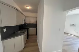 820 Euclid Ave, Miami Beach, FL 33139 - Photo 13
