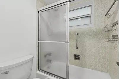 460 Paradise Isle Boulevard #101, Hallandale Beach, FL 33009 - Photo 35