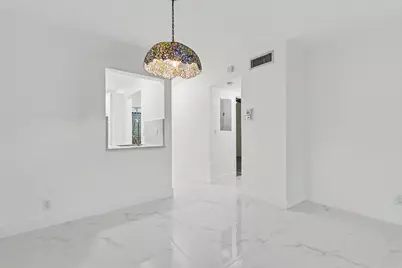 460 Paradise Isle Boulevard #101, Hallandale Beach, FL 33009 - Photo 17